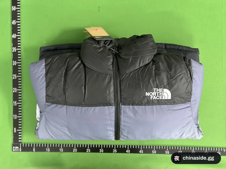 QC photo of the Unisex Waterproof Padded Jacket