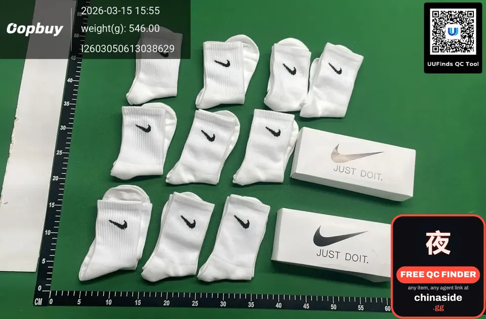 QC photo of the Pure Cotton Running Socks