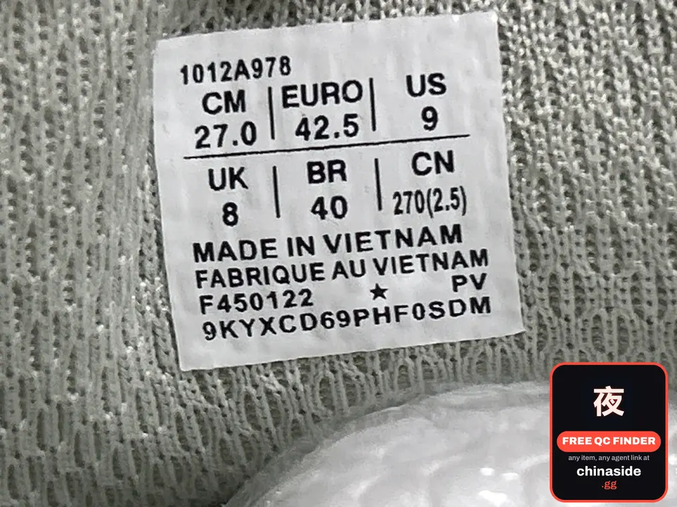 QC photo of the Retro Running Shoes