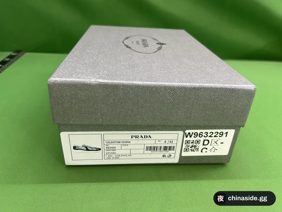 QC photo of the New Fashion Sneakers