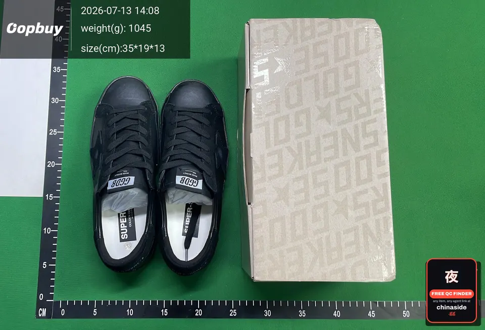 QC photo of the Men's Vintage Leather Lace-Up Sneakers