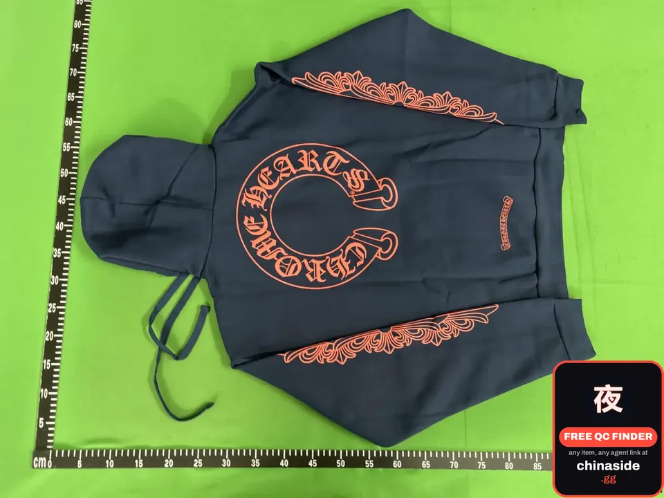 QC photo of the Navy And Red Horseshoe Pullover Hoodie