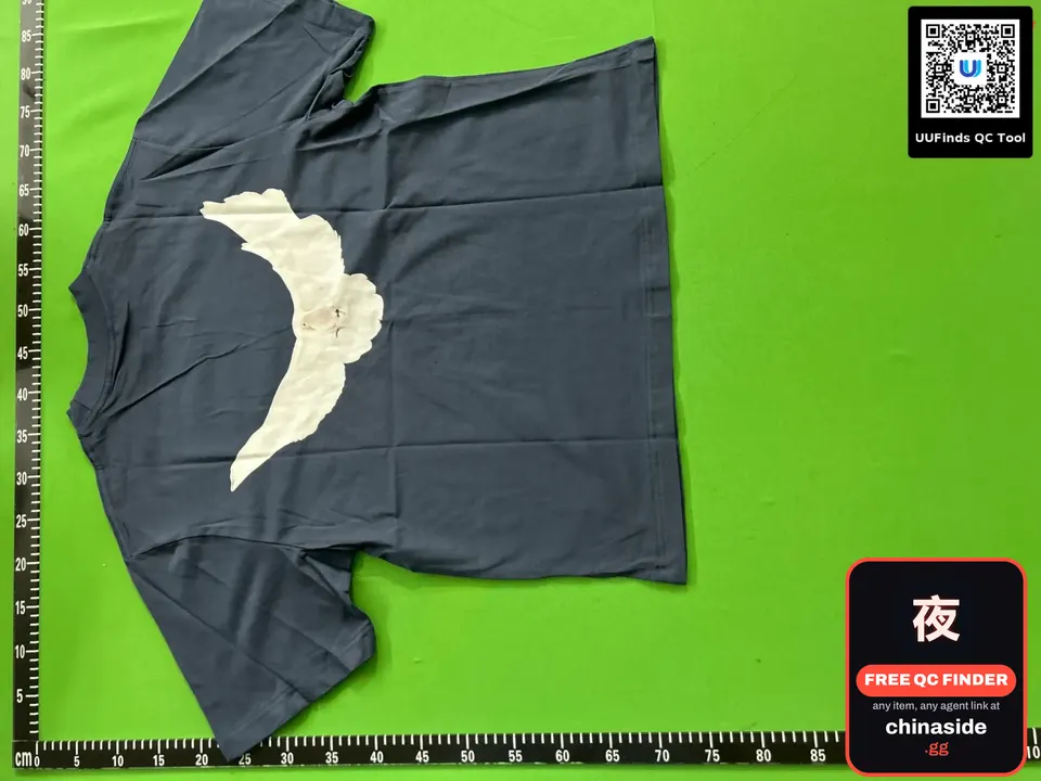 QC photo of the Loose-Fitting Unisex Hoodie