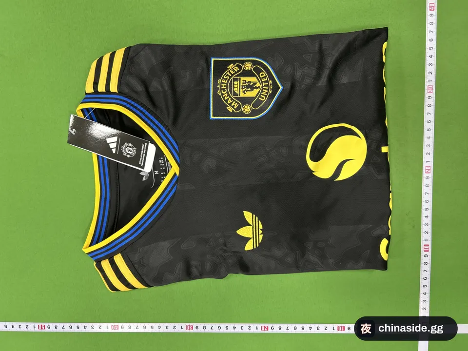 QC photo of the Kee-s Club Fan Edition Jersey