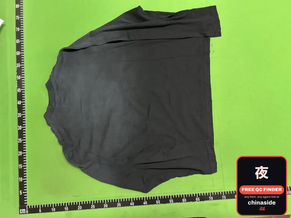 QC photo of the Soft Letter-Print Long-Sleeve T-Shirt