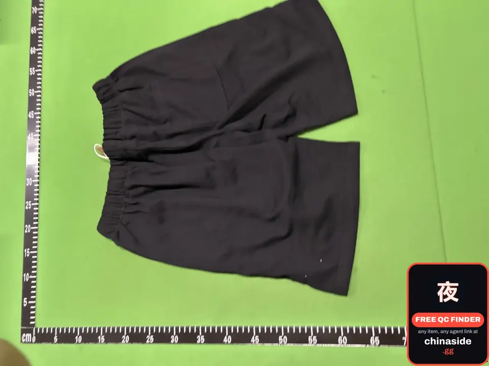 QC photo of the Loose Flocked Letter Drawstring Casual Shorts