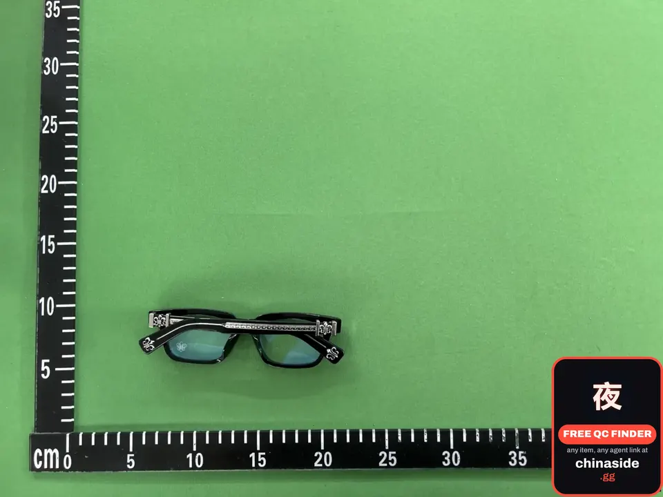 QC photo of the Retro Avant-Garde Glasses Frame