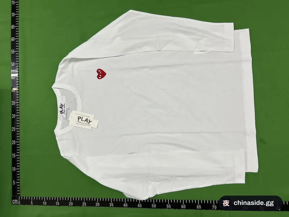 QC photo of the Three-color Long Sleeve T-shirt
