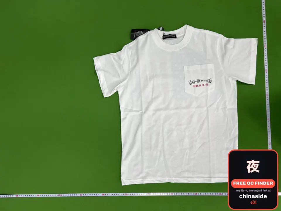 QC photo of the Croz Vintage Flag Print T-Shirt
