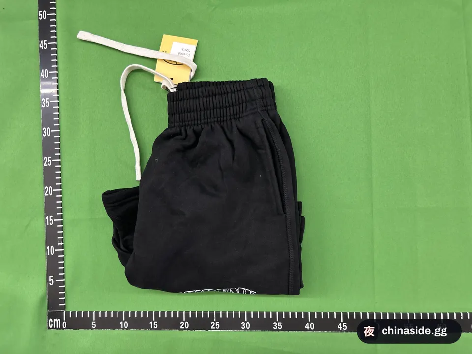 QC photo of the Classic Printed Shorts