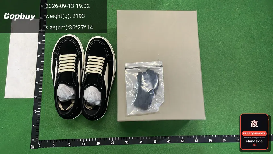 QC photo of the Gro Style Low-Top Board Shoes