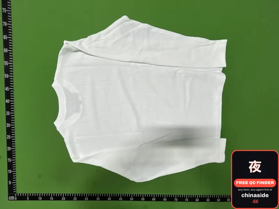 QC photo of the Round Print Waffle Long Sleeve Shirt