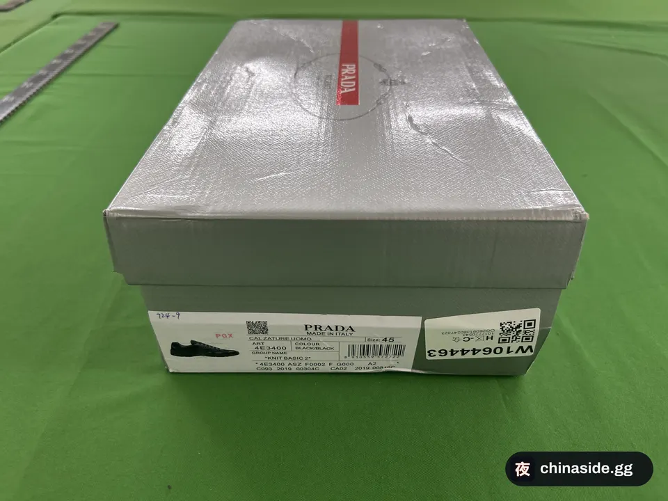 QC photo of the Joker Style Running Sneakers