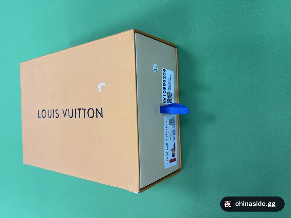 QC photo of the Fashionable Trendy Shoes